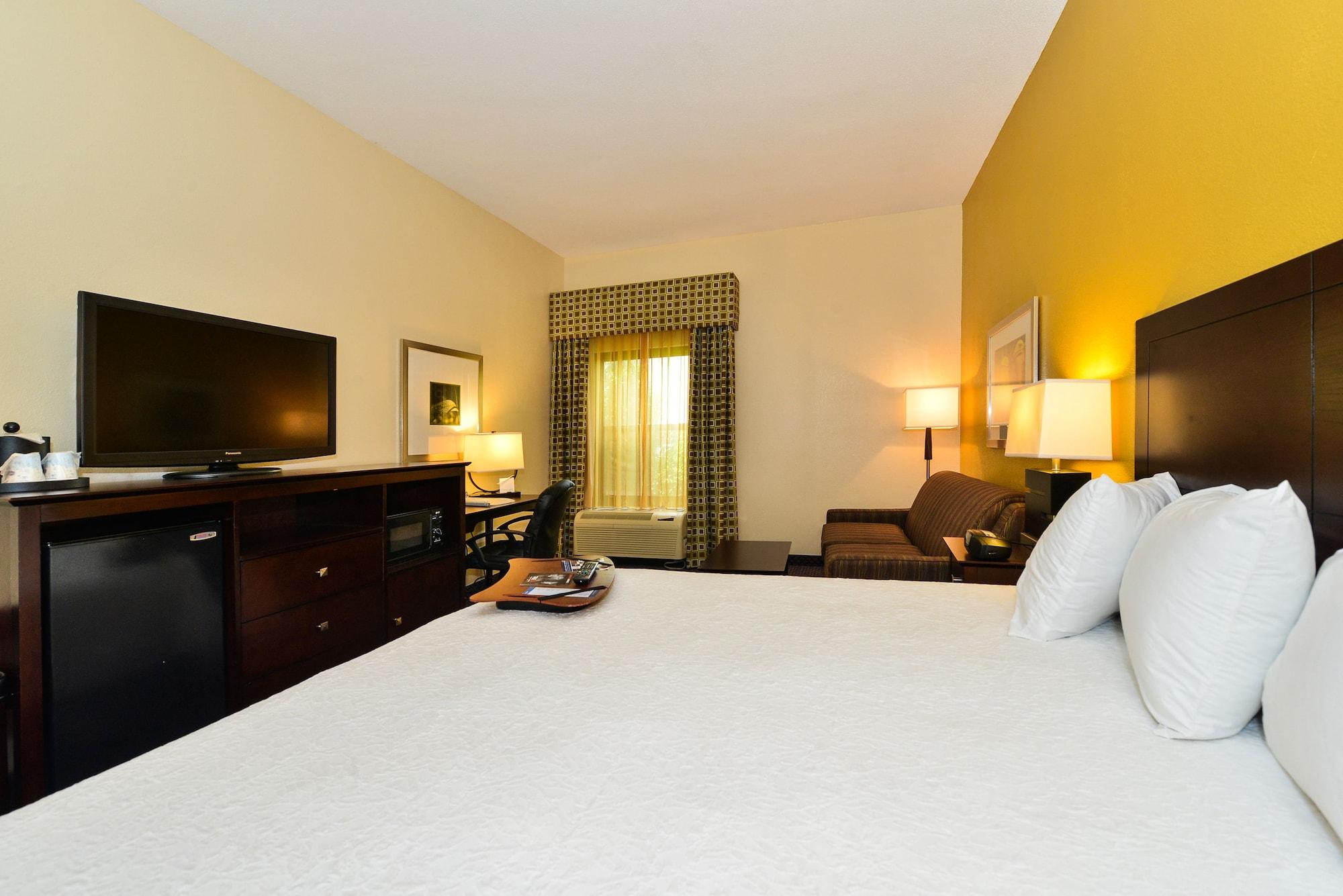 Hampton Inn Petersburg-Fort Gregg Adams Exterior photo