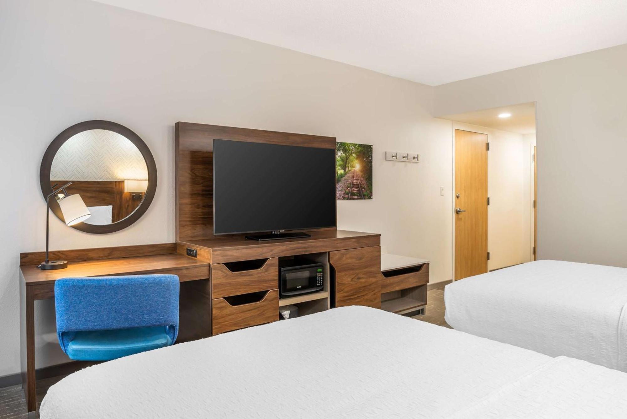 Hampton Inn Petersburg-Fort Gregg Adams Exterior photo