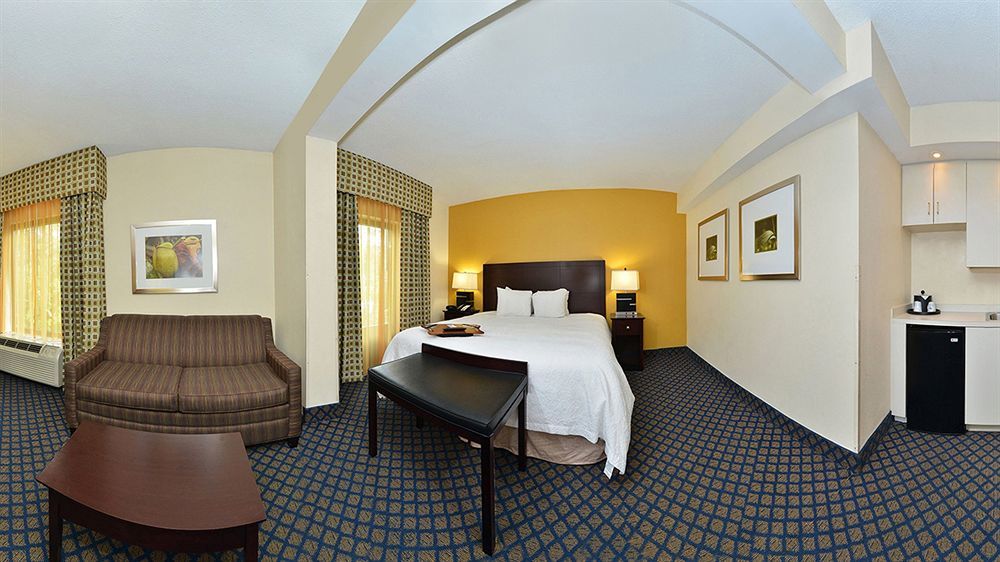 Hampton Inn Petersburg-Fort Gregg Adams Exterior photo